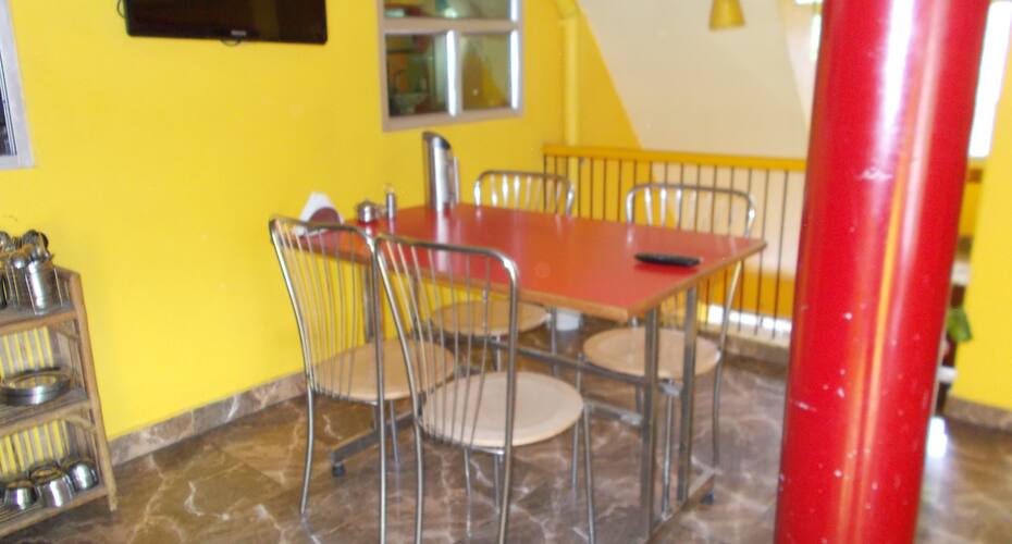 Amar Jyoti Hotel, Champawat 2